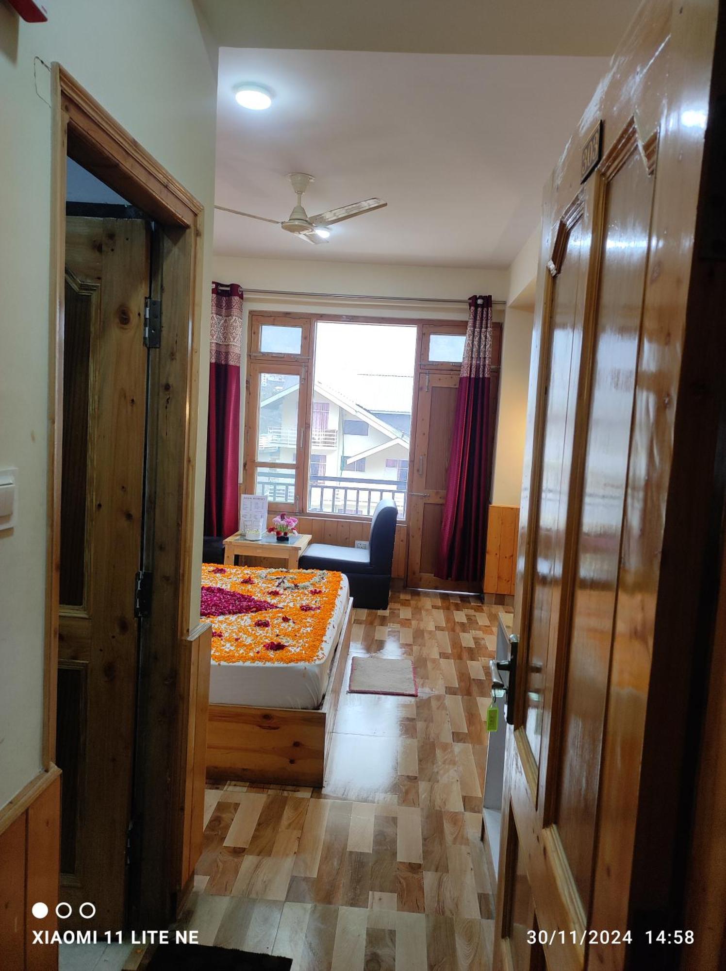 Hotel Anchal Residency Unit Of Best Quality Trip Pvt Manāli Екстериор снимка